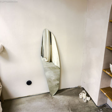 Asymmetrischer Spiegel 140 x 35 cm